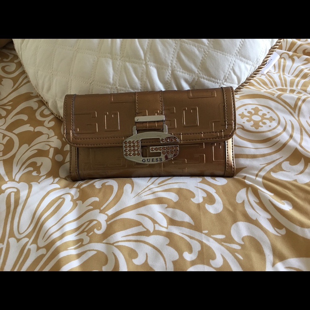 Guess wallet